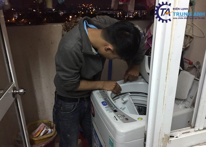 Điện Lạnh Trung Anh để sửa máy giặt tại Long Biên