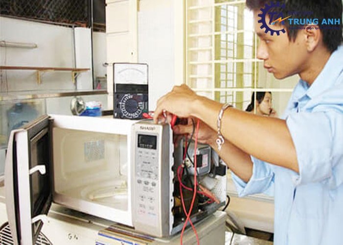 Điện Lạnh Trung Anh sửa chữa các loại lò vi sóng