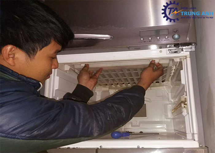 Quy trình sửa tủ lạnh Hitachi Hà Nội